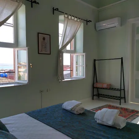 Eolos House Cunda Alojamento de Acomodação e Pequeno-almoço