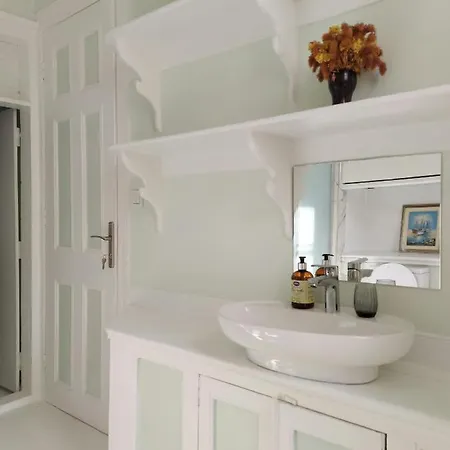 Eolos House Cunda Bed & Breakfast Ayvalı