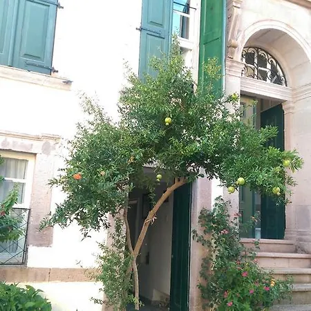 Eolos House Cunda *