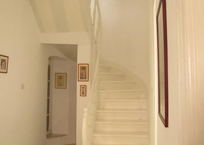 Eolos House Cunda Bed and breakfast 3*